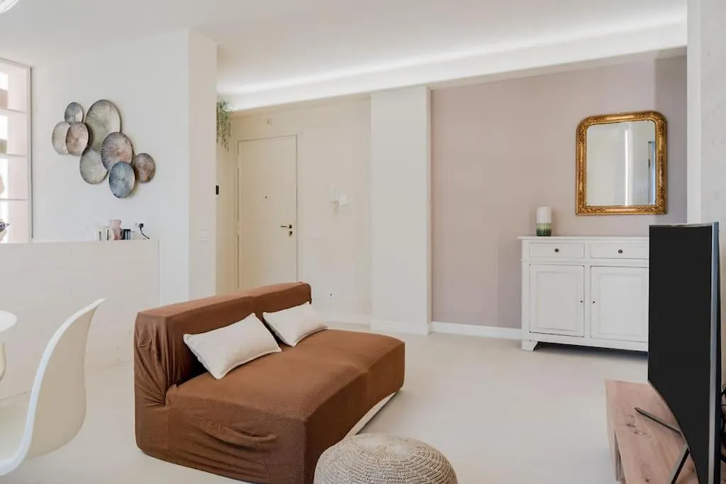 Apartment Petite Suite Vittoria - Brescia City - By Host4U