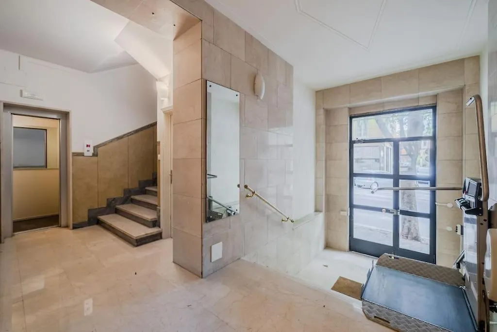 Apartment Petite Suite Vittoria - Brescia City - By Host4U Italy